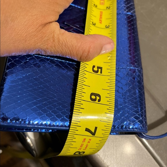 Yves Saint Laurent wallet on a chain - Picture 6 of 9